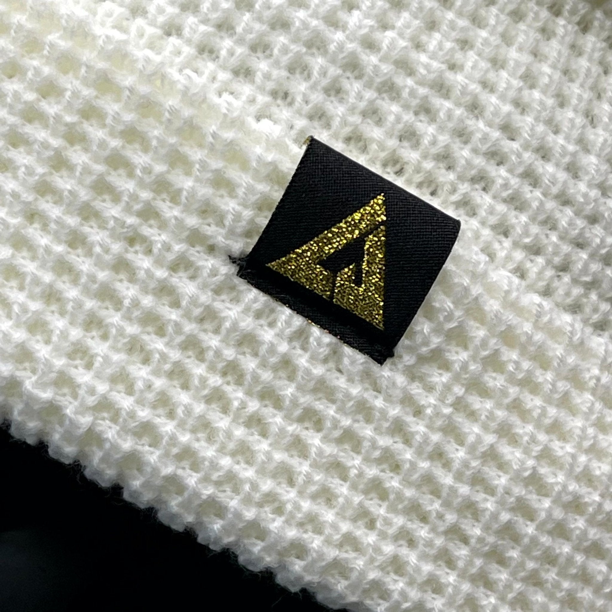 LOCK-JAW BEANIE HAT {White} - LOCKJAWLEMONPEEL