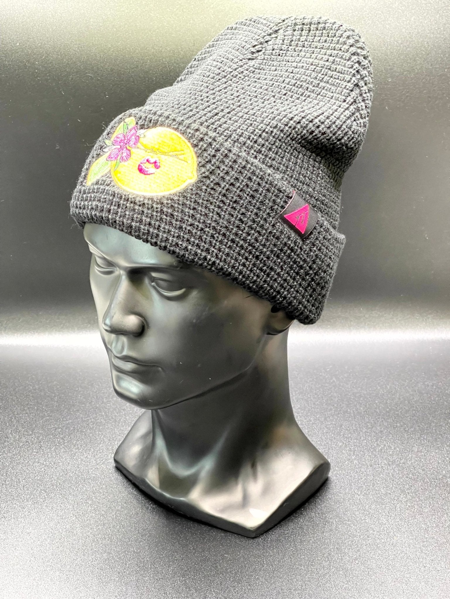 LIK-UM BEANIE BLACK - LOCKJAWLEMONPEEL