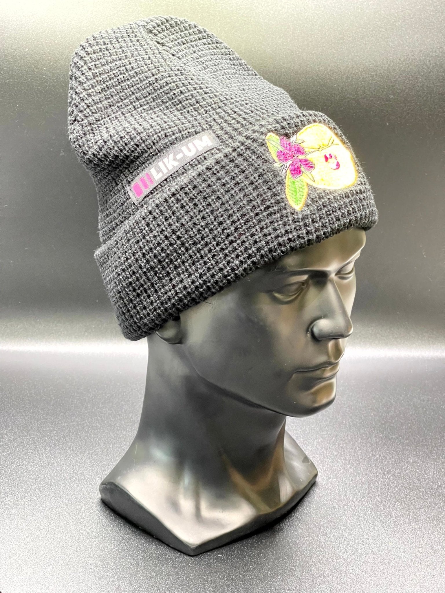 LIK-UM BEANIE BLACK - LOCKJAWLEMONPEEL