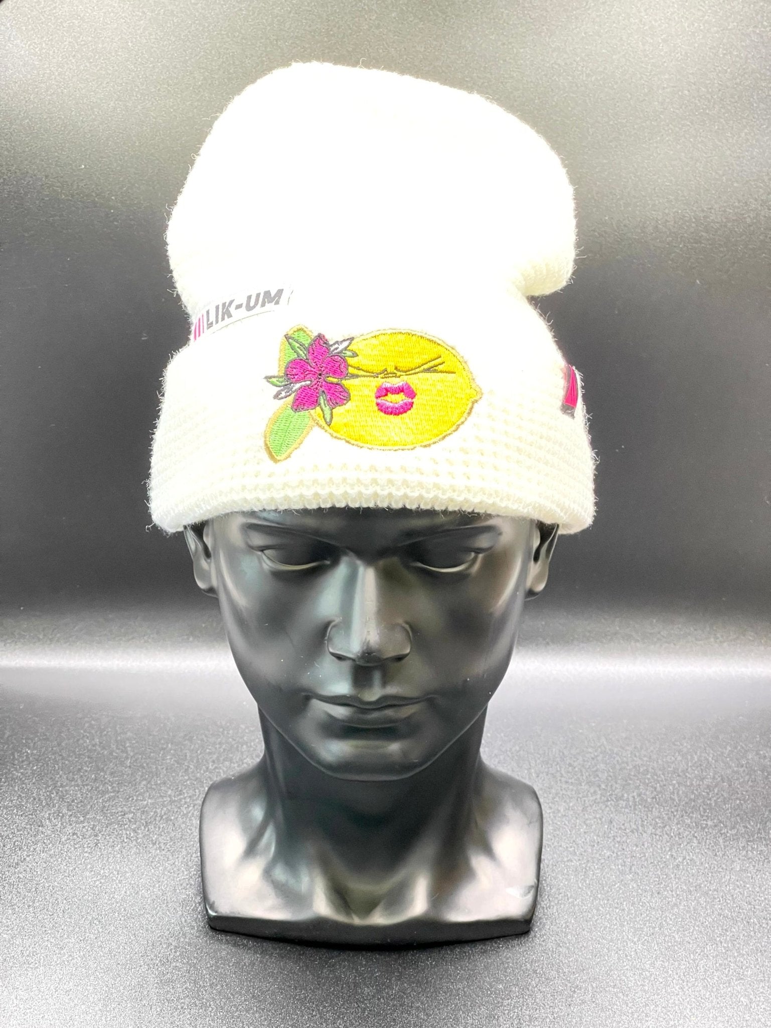 LIK-UM BEANIE WHITE - LOCKJAWLEMONPEEL